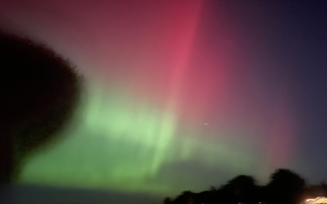 NORTHERN LIGHTS LAKE ERIE